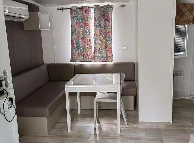 Paisible 营地 阿格德